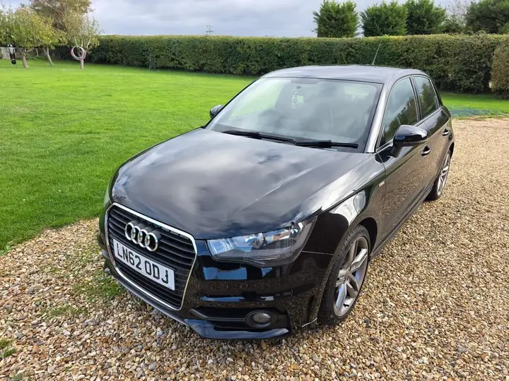 Audi A1 2012 photo 4