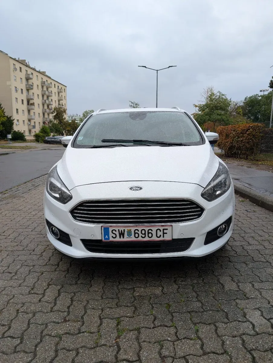 Ford S-Max 2018 photo 2