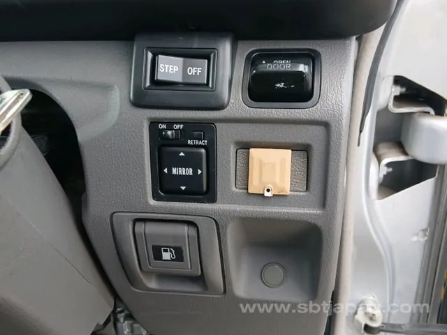 Toyota Coaster 2008 photo 4