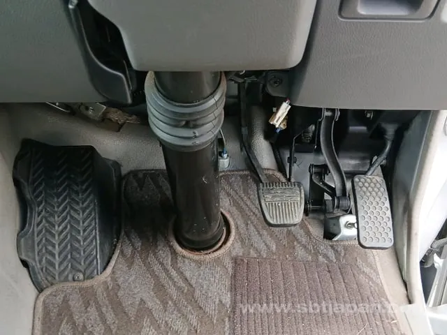 Toyota Coaster 2008 photo 3