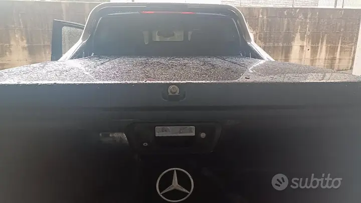 Mercedes-Benz X-Class 2017 photo 3
