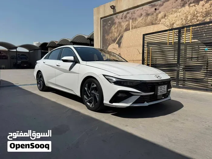 Hyundai Elantra 2024 photo 4