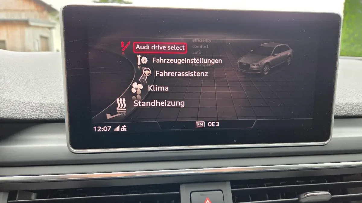 Audi A4 2018 photo 3