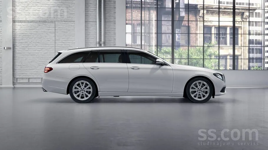 Mercedes-Benz E350 2017 photo 3