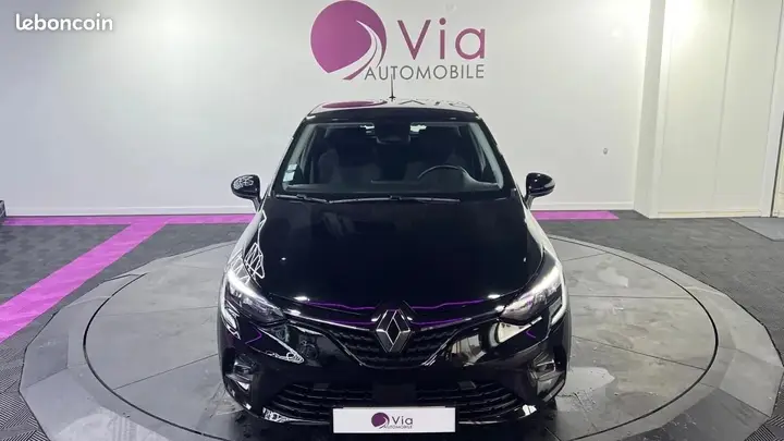 Renault Clio 2021 photo 3