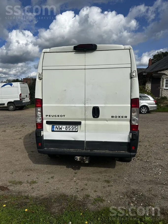 Peugeot Boxer 2010 photo 3