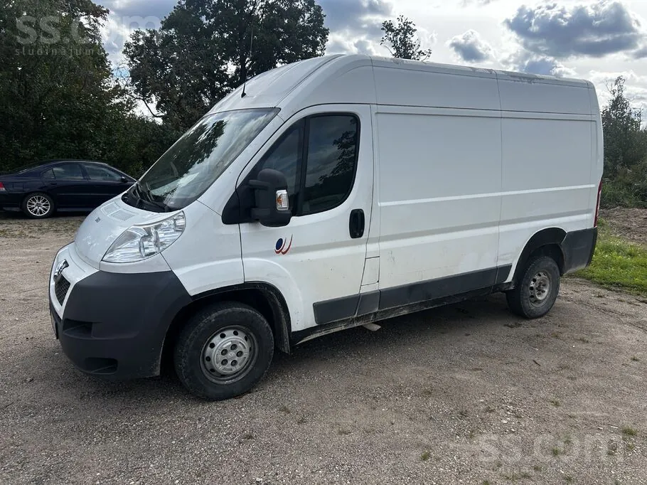 Peugeot Boxer 2010 photo 2