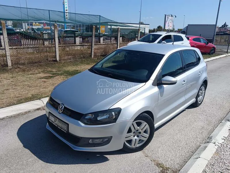 Volkswagen Polo 2010 photo 3