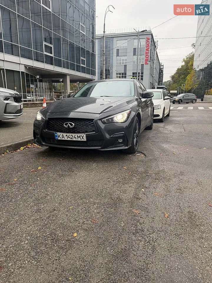 Infiniti Q50