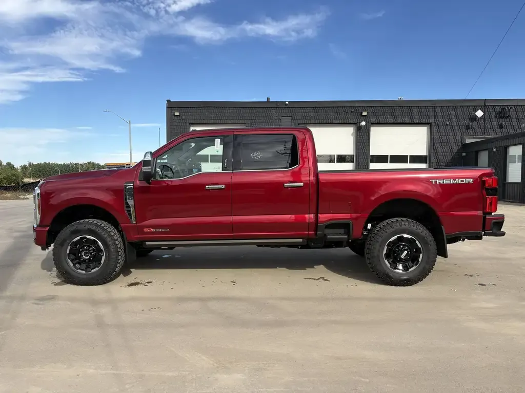 Ford F-350 Super Duty 2026 photo 4