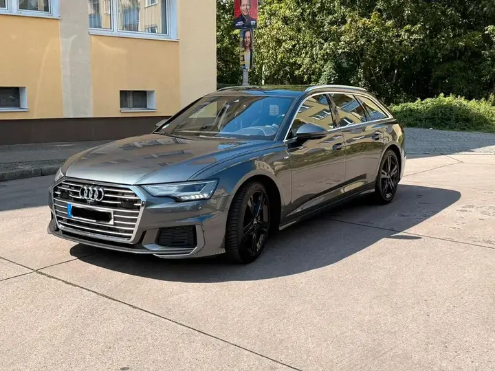 Audi A6 Avant