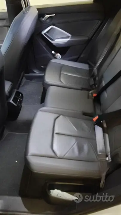 Audi Q3 2021 photo 3