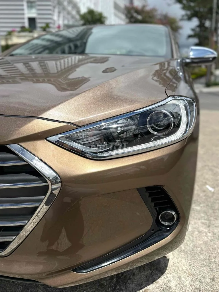 Hyundai Elantra 2017 photo 2