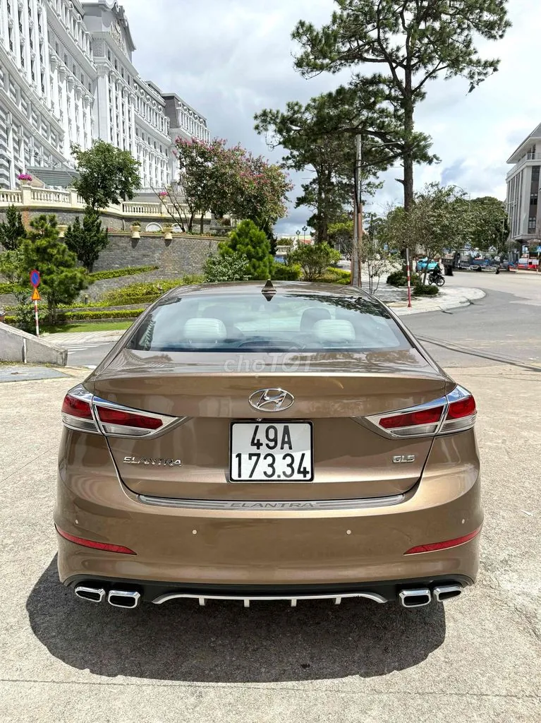 Hyundai Elantra 2017 photo 5