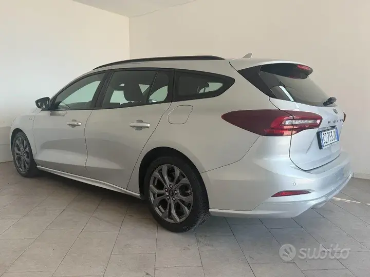 Ford Focus 2023 photo 5