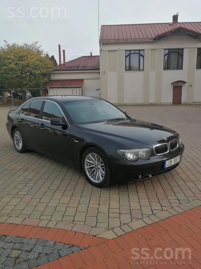BMW 730 2003 photo 2