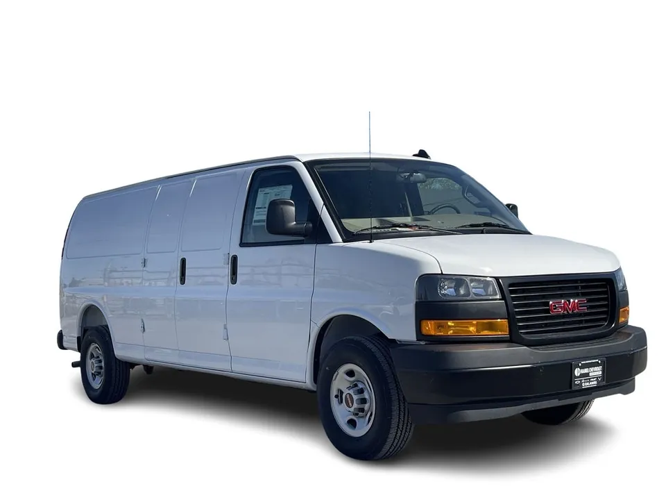 GMC Savana 2025 photo 2