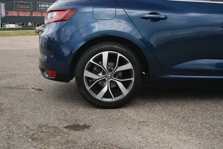 Renault Mégane 2017 photo 3