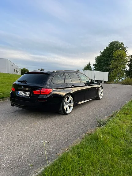 BMW 525D 2011 photo 2