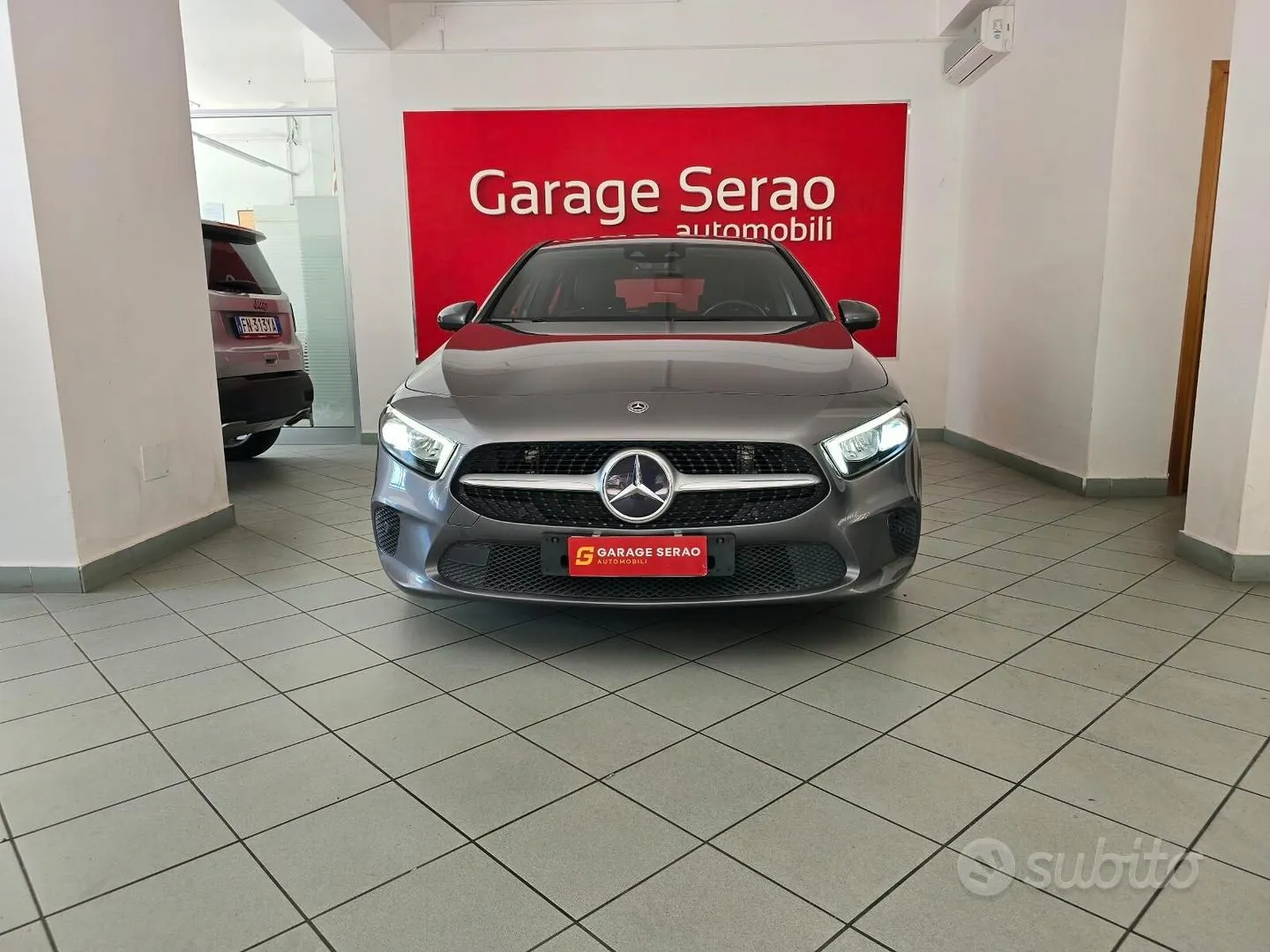 Mercedes-Benz A 180