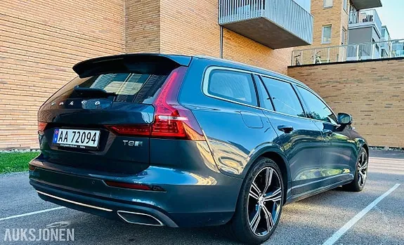 Volvo V60 2019 photo 3