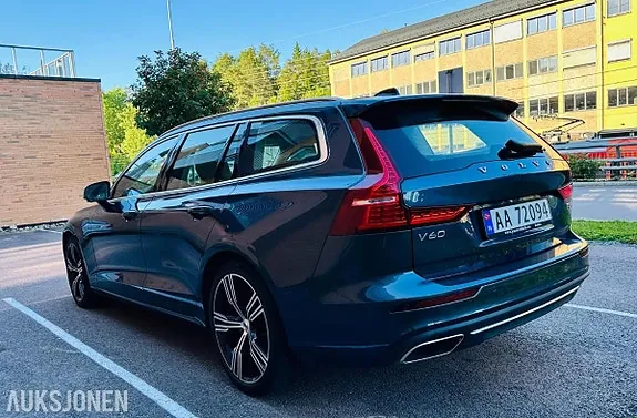 Volvo V60 2019 photo 5
