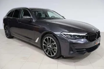 BMW 5 Series 2022 photo 2