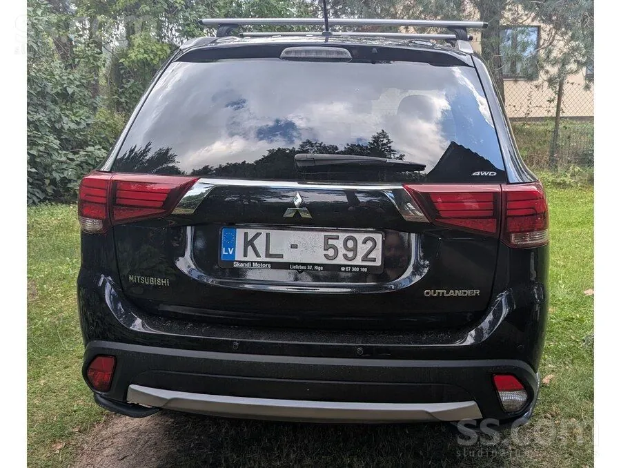 Mitsubishi Outlander 2016 photo 3