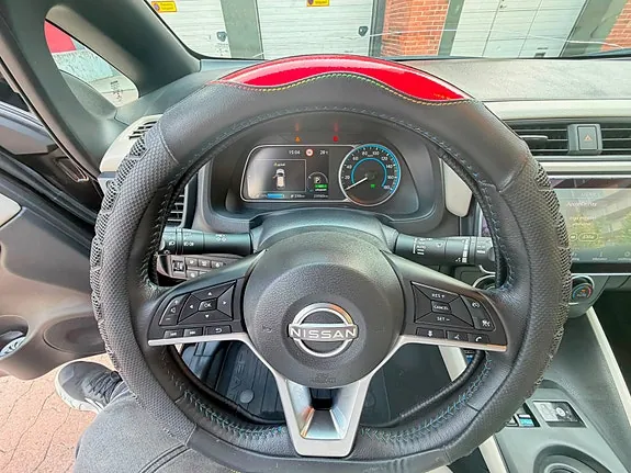 Nissan Leaf 2022 photo 5