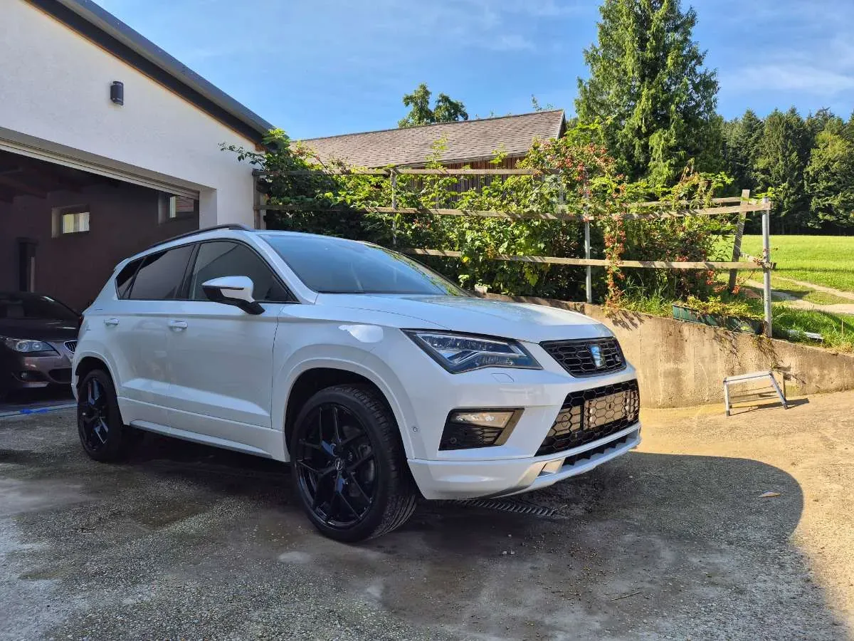 Seat Ateca 2019 photo 2