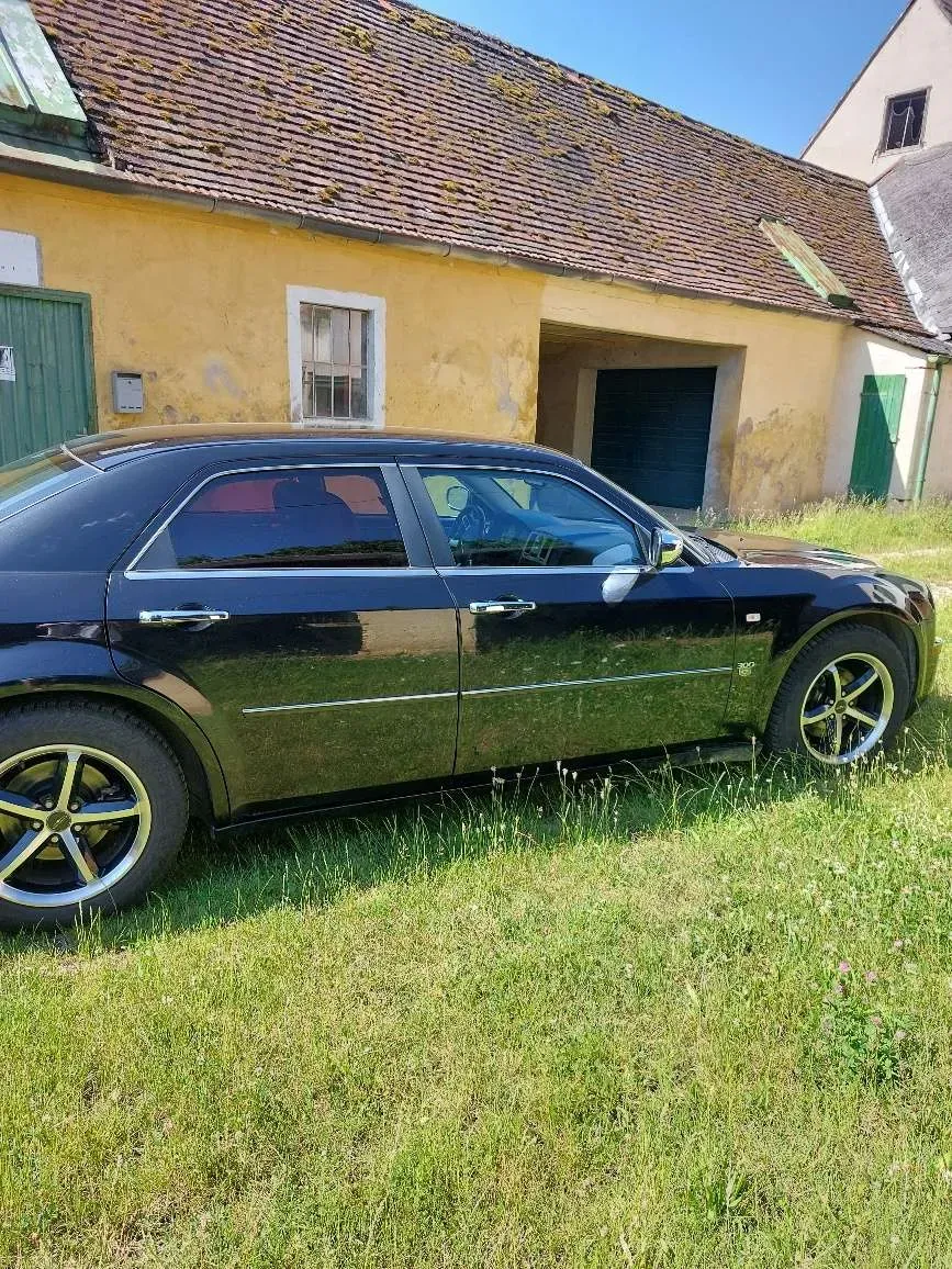 Chrysler 300 C