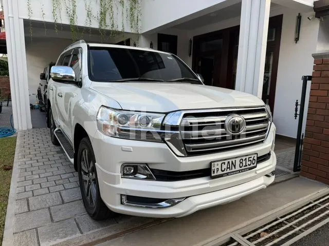 Toyota Land Cruiser 2015 photo 2