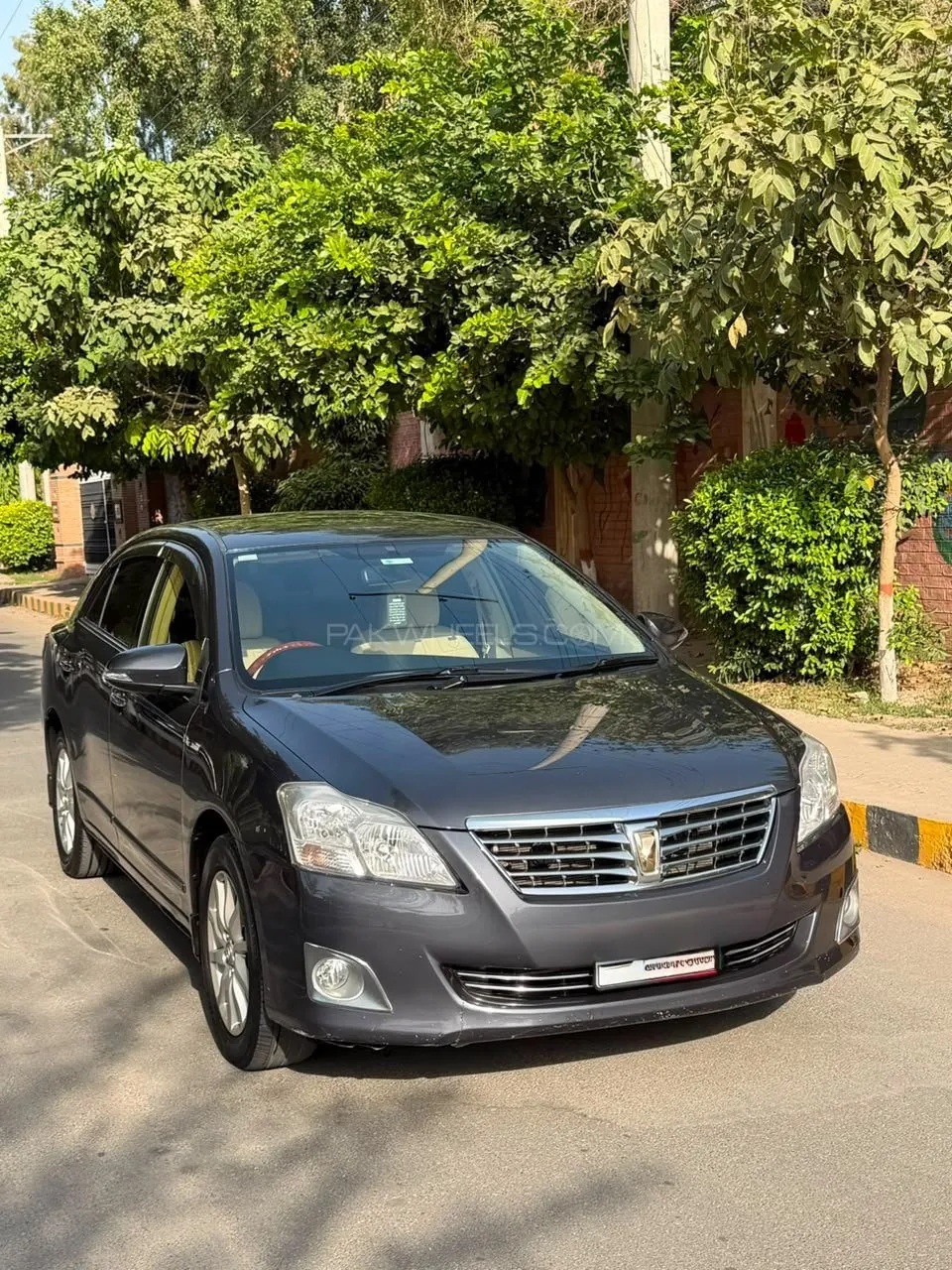 Toyota Premio
