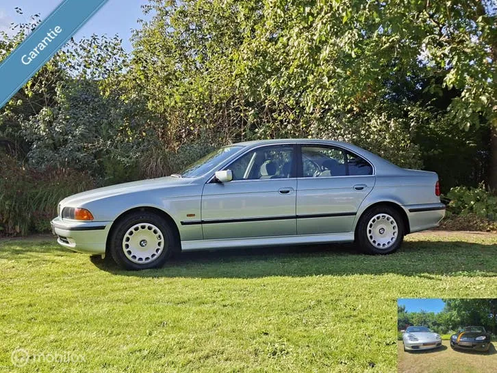 BMW 520I