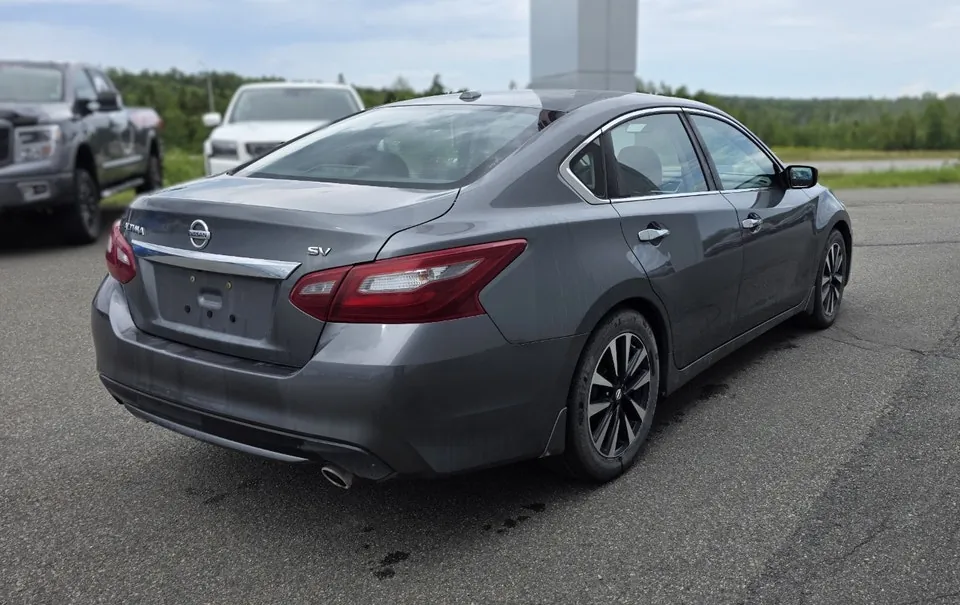 Nissan Altima 2018 photo 5