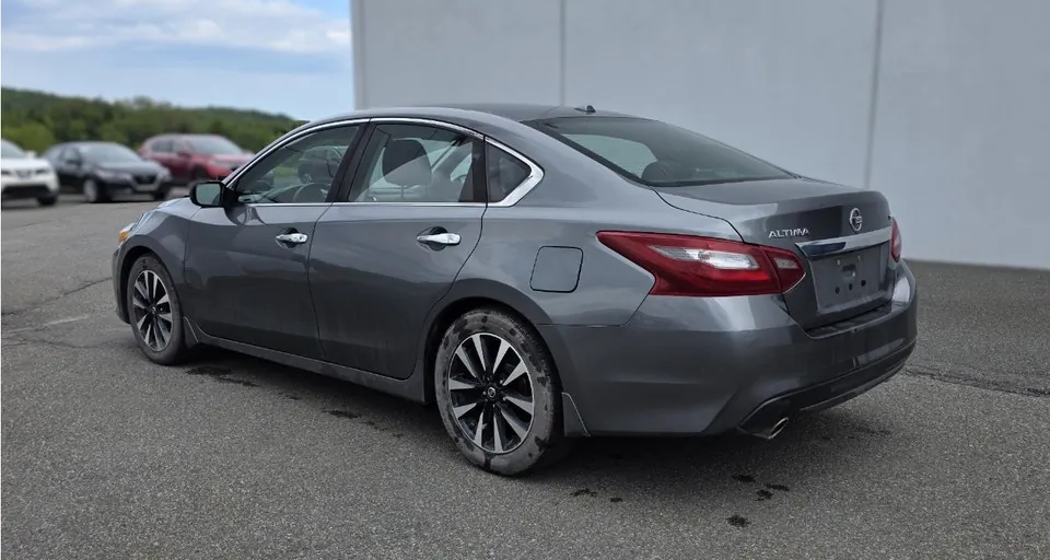 Nissan Altima 2018 photo 3