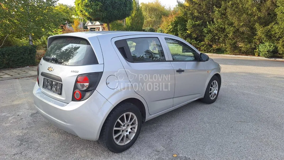 Chevrolet Aveo 2012 photo 4