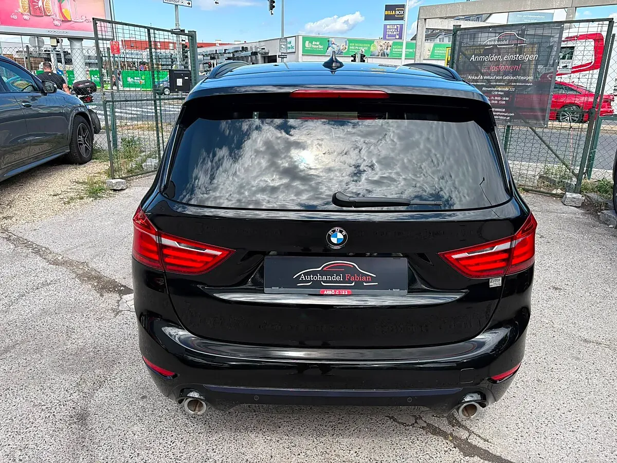 BMW 2 Series 2020 photo 2