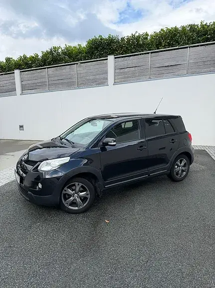 Toyota Urban Cruiser 2009 photo 2