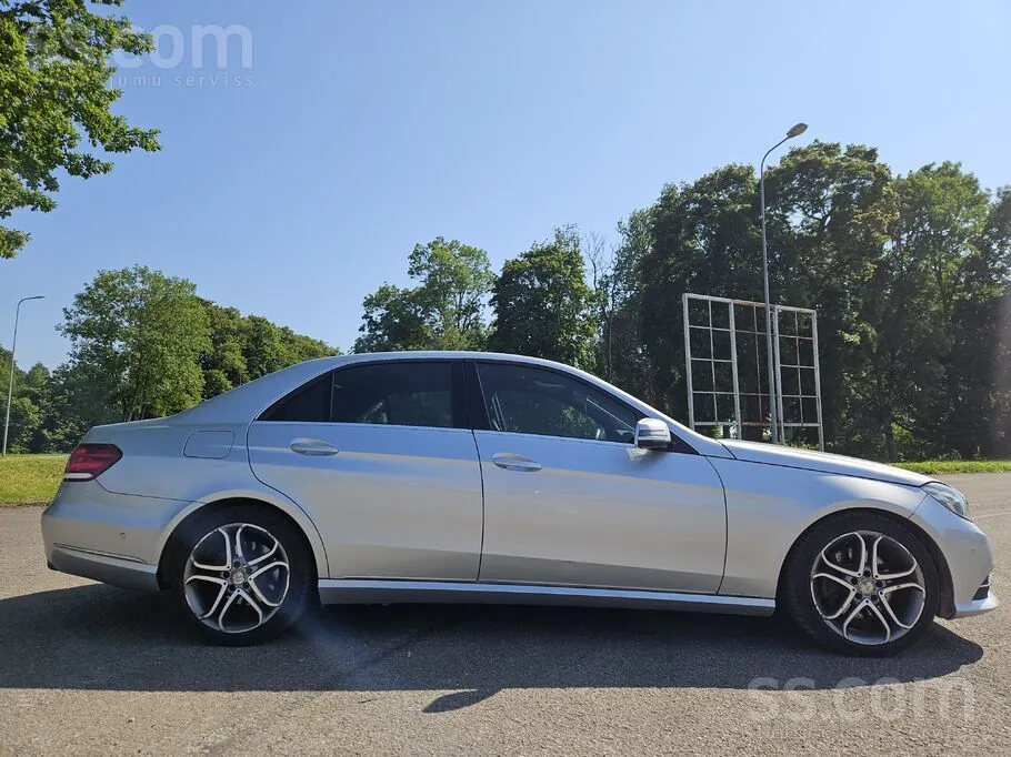 Mercedes-Benz E-Class 2013 photo 2