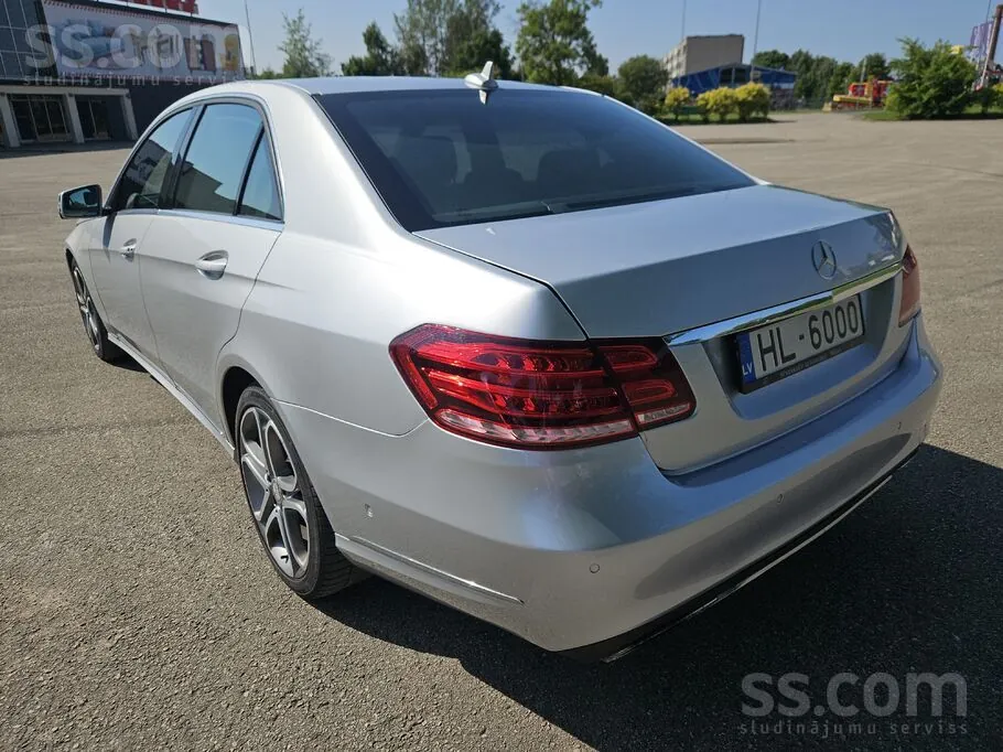 Mercedes-Benz E-Class 2013 photo 5