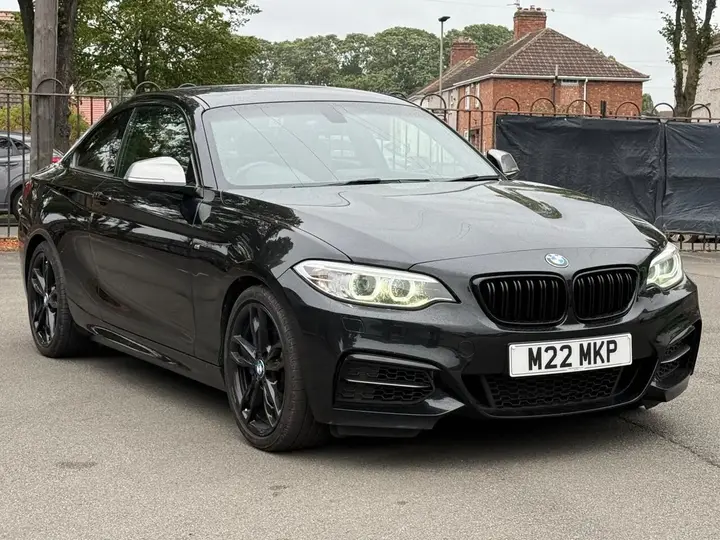 BMW M240I