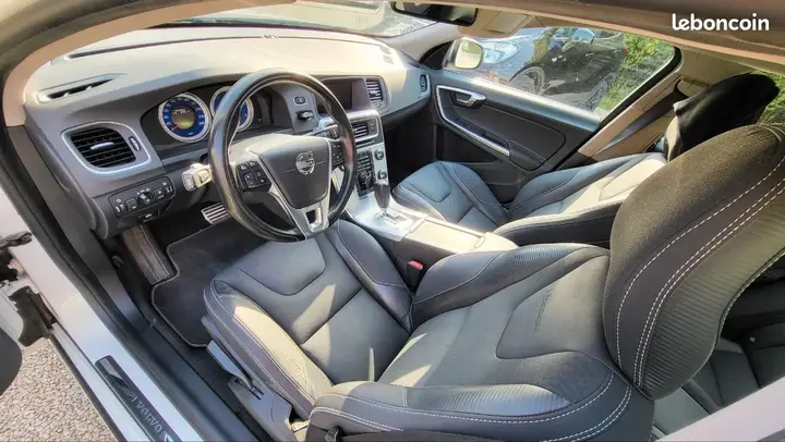 Volvo S60 2013 photo 3