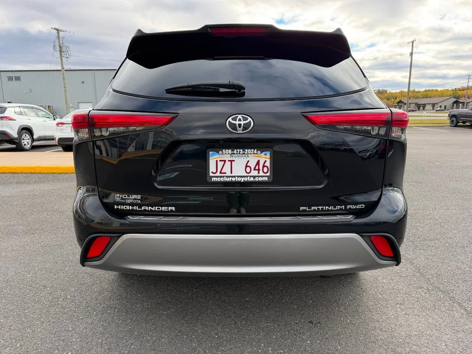 Toyota Highlander 2022 photo 4