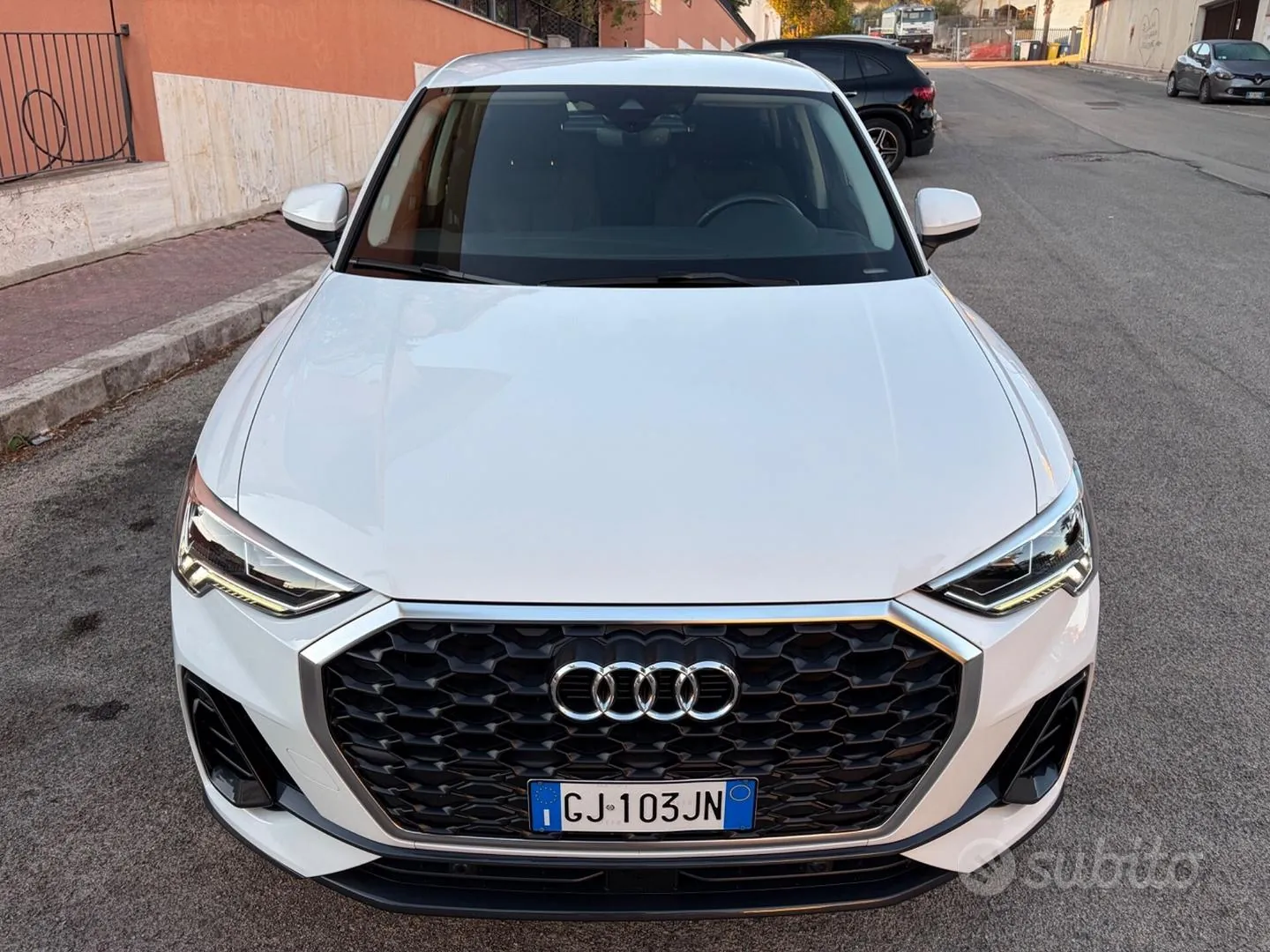 Audi Q3 2022 photo 3