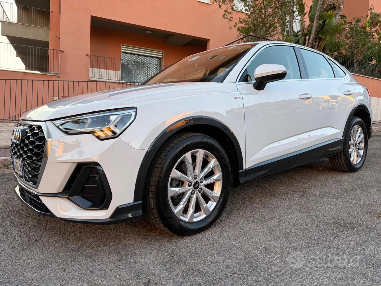 Audi Q3 2022 photo 4