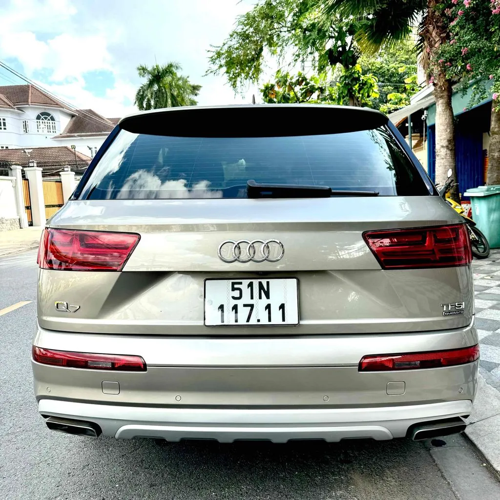 Audi Q7 2017 photo 4