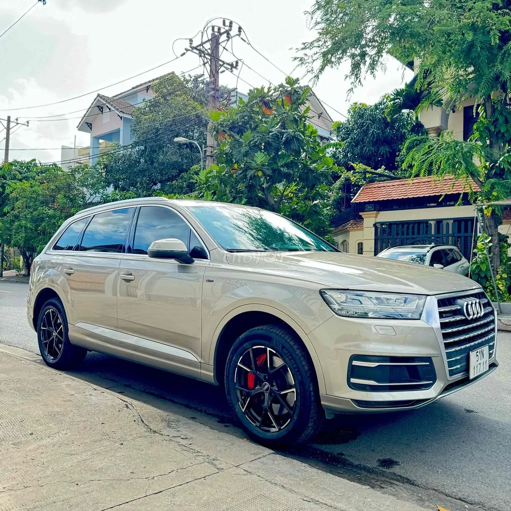 Audi Q7 2017 photo 3