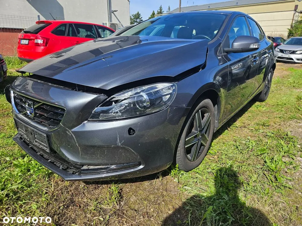 Volvo V40 2014 photo 2