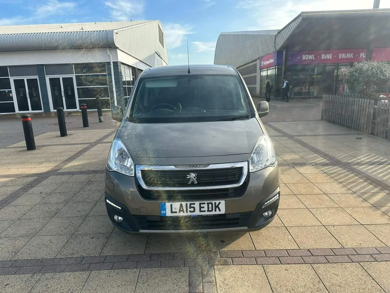 Peugeot Partner 2015 photo 2